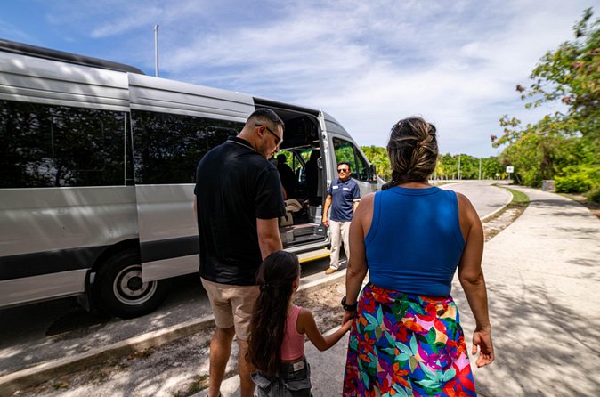 Transporte Privado del aeropuerto de Cancún a Cancún o Riviera - Cancun, Riviera, and the 20 to 50 minute range