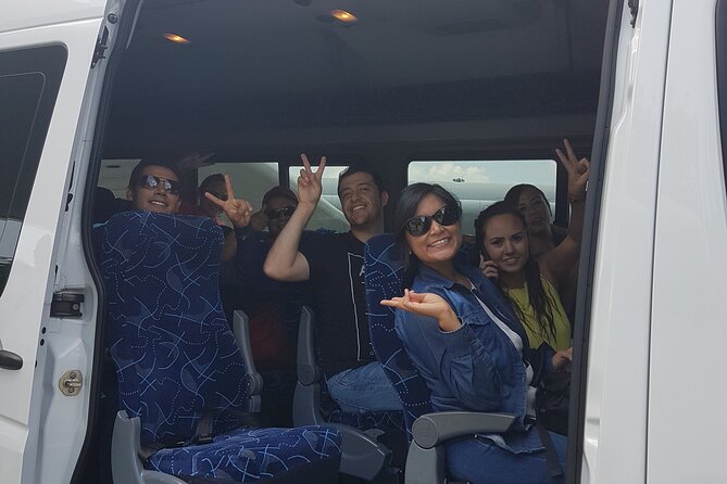 Traslados Privados del Aeropuerto de Cancun a Playa del Carmen - Leaving Cancun Airport without the usual scramble