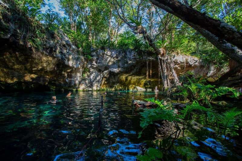 Tulum: Cenote Trail Bike Tour - Guides and the value of a small group