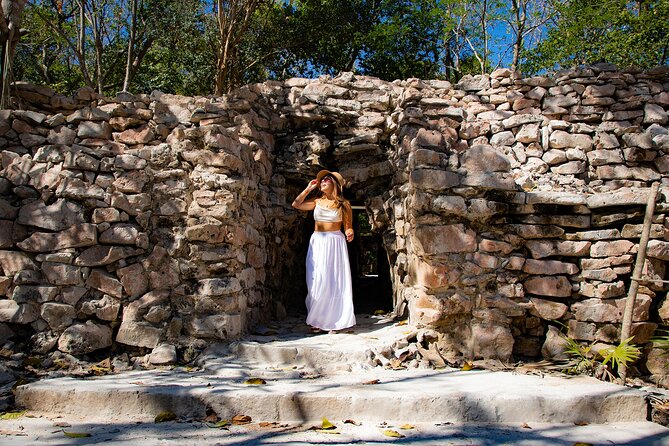 Tulum Guided Tour, Magical Cenote, Lagoon Snorkeling and Beachside Lunch - El Sueño cenote, the day’s most unusual stop