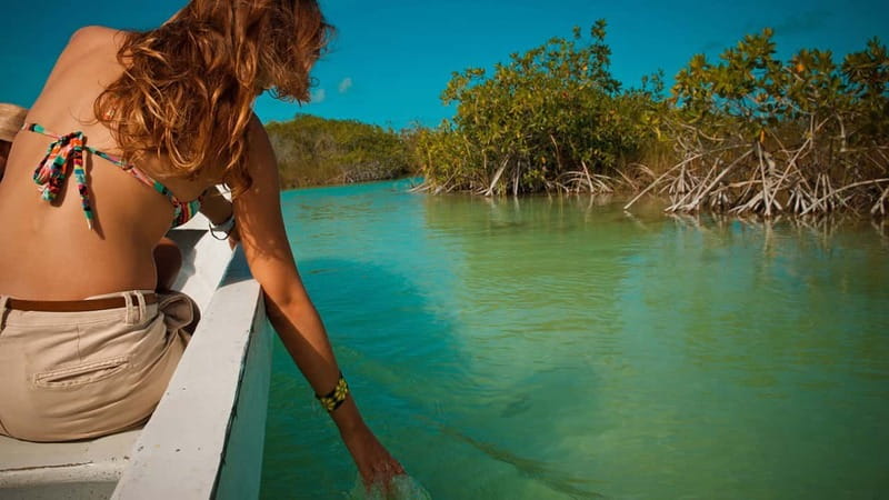 Tulum: Mayan Ruins & Sian Kaan Tour with Boat Ride and Lunch - Crossing Sian Ka’an by boat