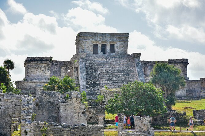 Tulum Ruins, Turtles in Akumal and Cenote tour - Tacos, snacks, and the late lunch