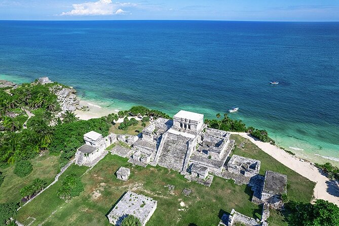 Tulum, Snorkeling with Sea Turtles, Cenote and Beachside Lunch - Tulum ruins: great views, heat, and a short history lesson