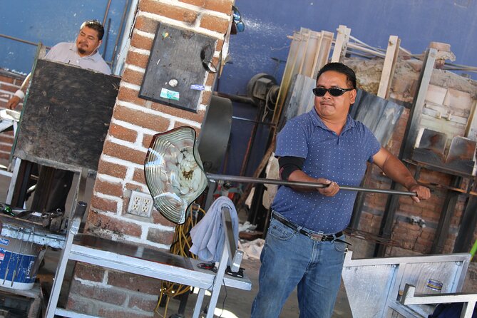 Two Capes City Tour - Baja Blown Glass Factory: a real look at handwork