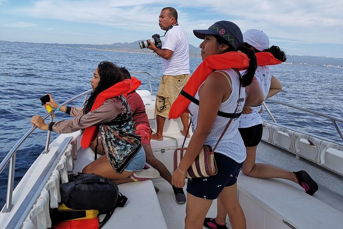 Whale Encounter Puerto Vallarta - Hearing Whales with the Hydrophone