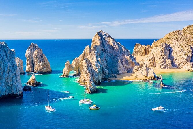 Whale Watching and Cabo San Lucas Arch - Whale watching: the best part when nature cooperates