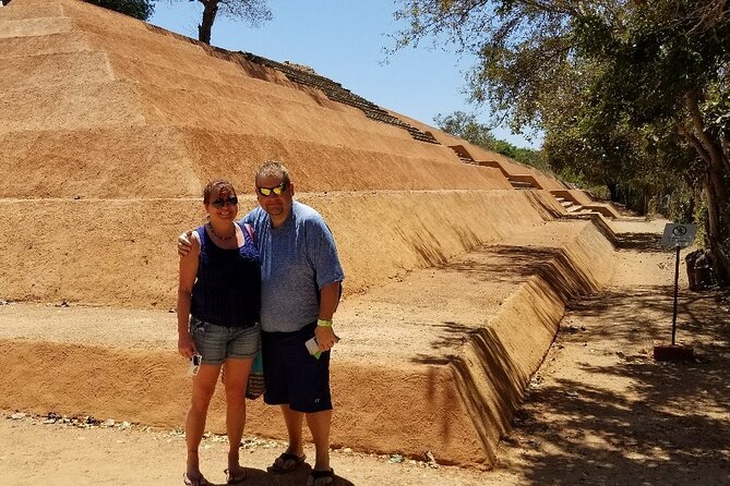 Xihuacan Culture and Archaeology Tour - Soledad de Maciel and a present-day village