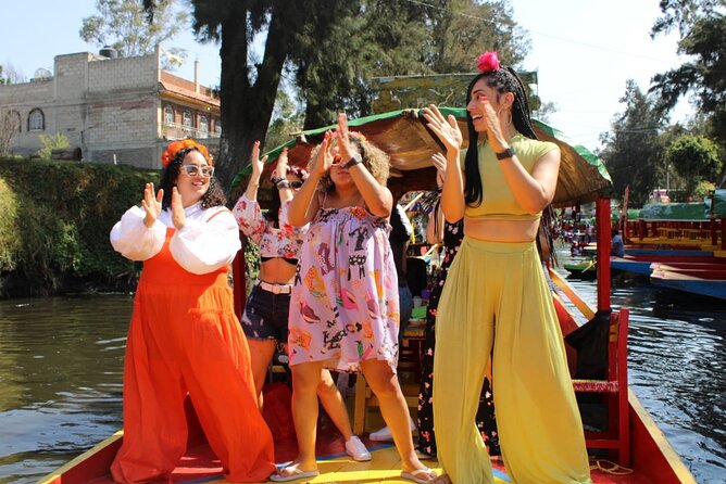 Xochimilco & Mexican Party with Guacamole & Unlimited Drinks - Who will enjoy this most?