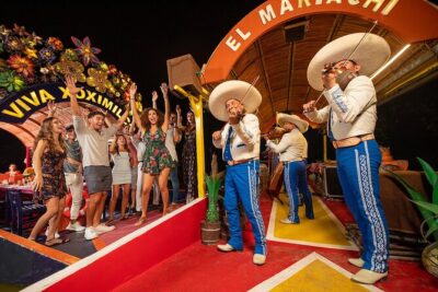 Xoximilco: Boat Fiesta Tour, Tasting, Tequila Bar and Transport